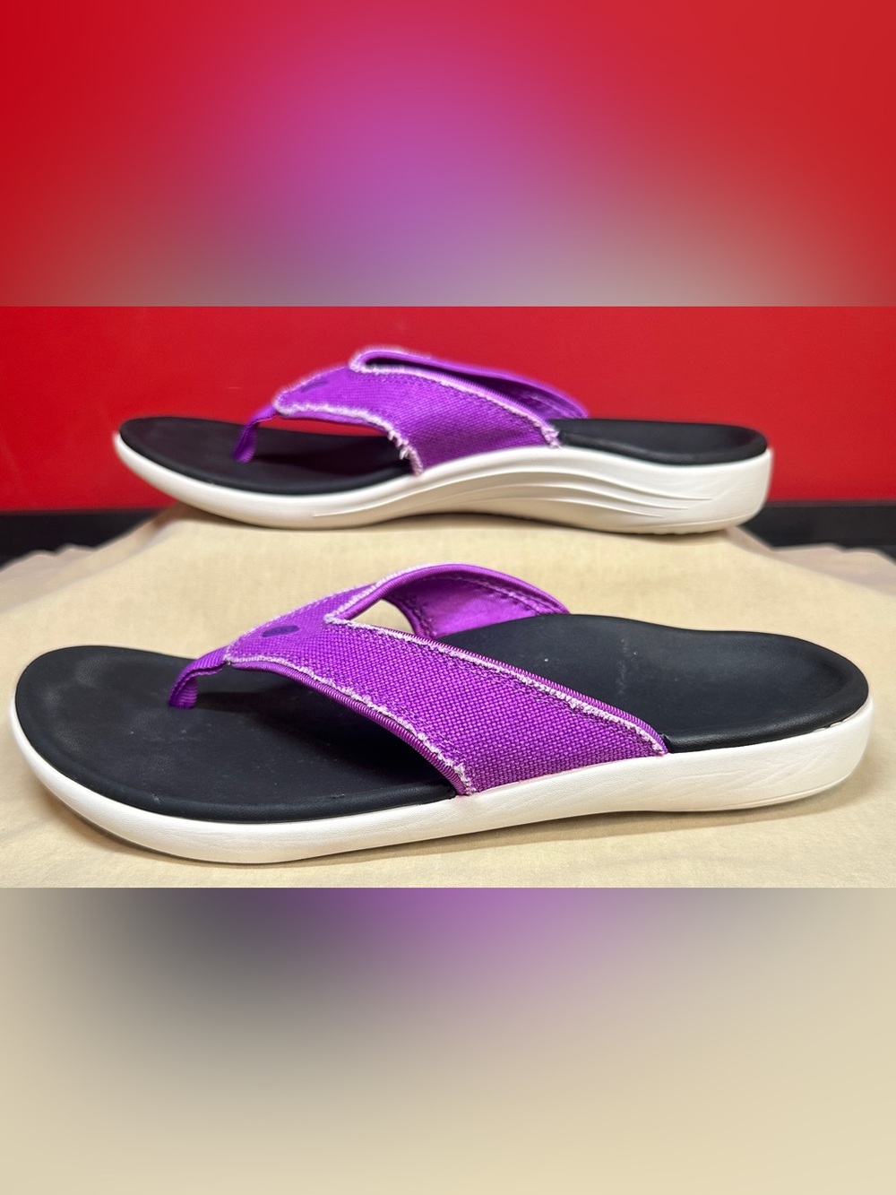 Revitalign Orthotic Purple, White, & Black Flip Flop Sandals Women’s Size 10B